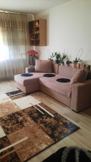 Apartament cu 2 camere decomandat în Drumul Taberei