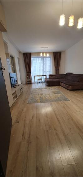 Apartament cu 2 camere semidecomandat în Pantelimon