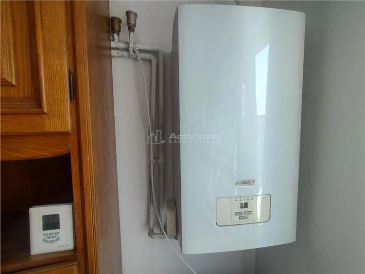 Apartament cu 2 camere nedecomandat, mobilat în Oravița