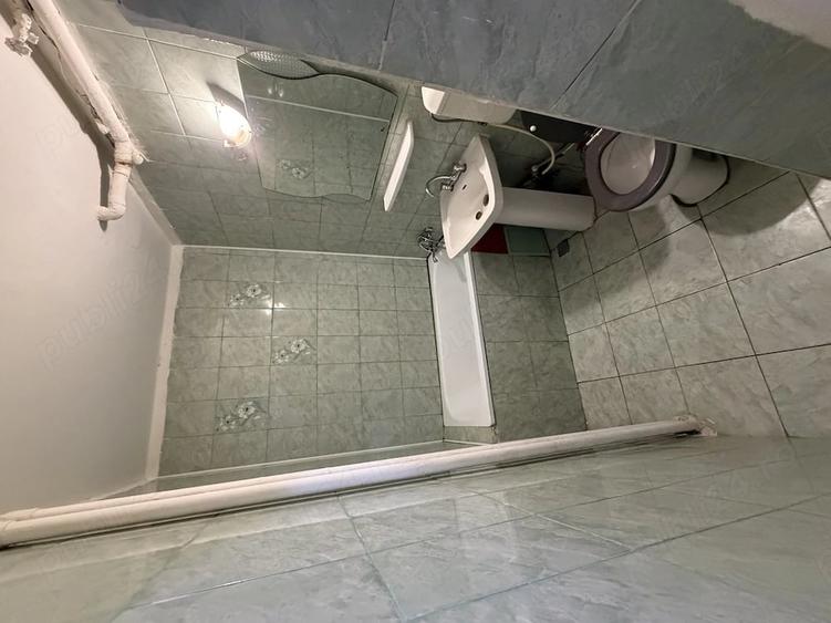 Inchiriez apartament 2 camere - 4
