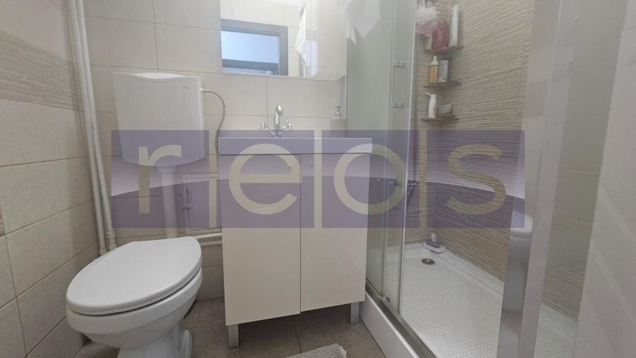 Apartament cu 3 camere decomandat, mobilat în Drumul Taberei