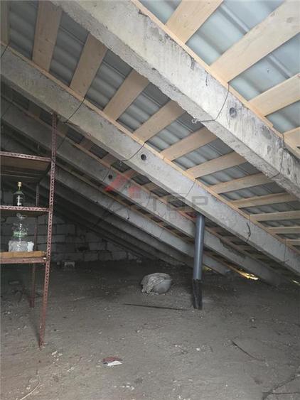 Apartament cu 3 camere decomandat în Frumoasa