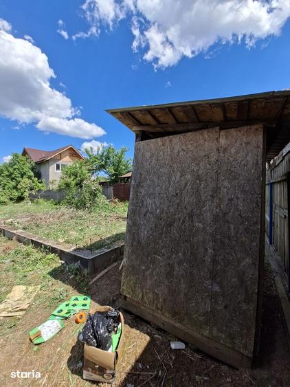 Teren de 1000 mp, în Petrăchioaia