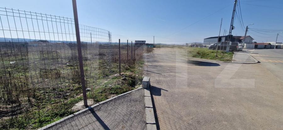 Teren Construcții extravilan de 400 mp, în Cernele