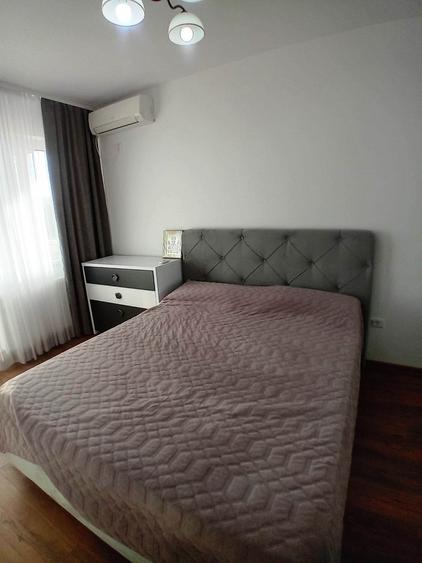 Garsonieră decomandată în Apărătorii Patriei