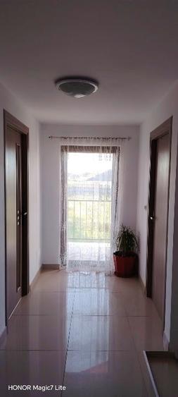 Casă individuală cu 5 camere cu Teren 688 Mp în Săcălaz