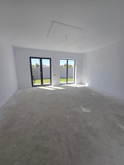 Duplex cu 4 camere cu Teren 270 Mp în Bragadiru