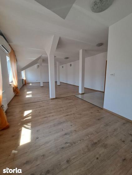 Spațiu comercial, de 60 mp, în Gării