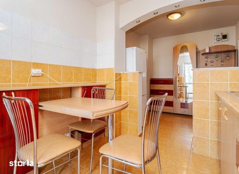 Apartament cu 3 camere în Păcurari