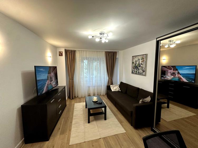 Apartament cu 2 camere decomandat în Decebal