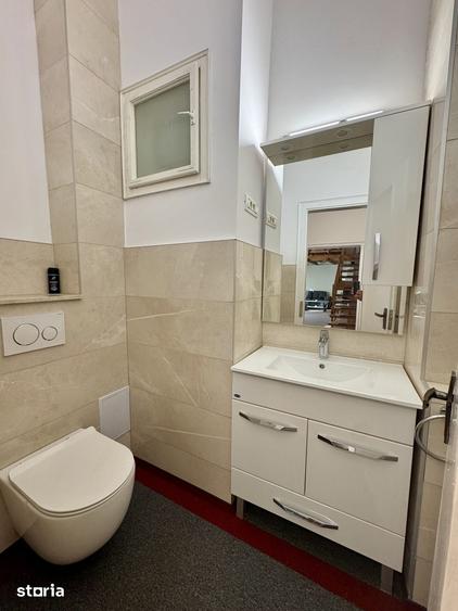 Apartament cu 3 camere decomandat în Boul Roșu