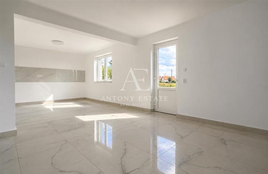 Casă cu 3 camere cu Teren 2877 Mp în Tileagd
