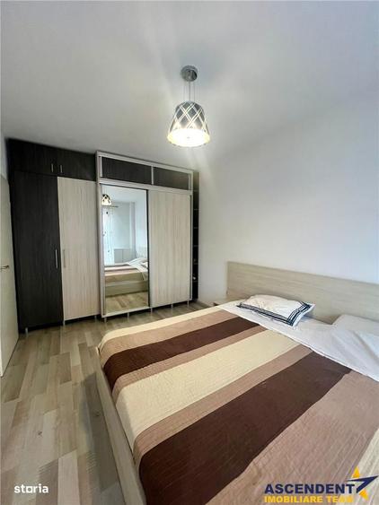 Apartament cu 3 camere decomandat, mobilat în Tractorul