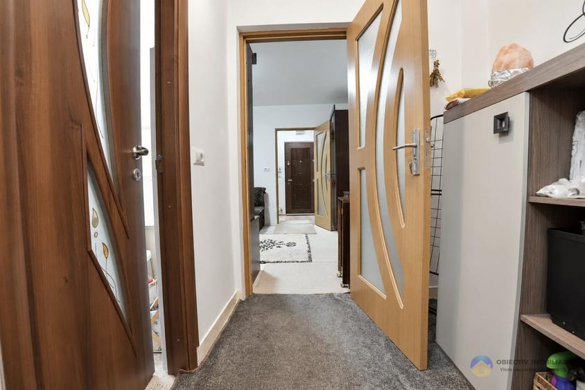 Apartament cu 2 camere semidecomandat în Precista