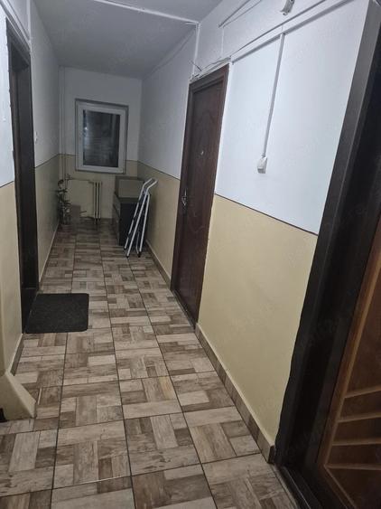 Garsonieră decomandată în UMT