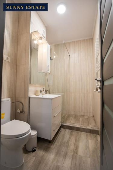 Apartament cu 2 camere semidecomandat, mobilat în Central