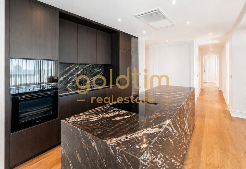 Apartament cu 4 camere decomandat, mobilat în Primăverii