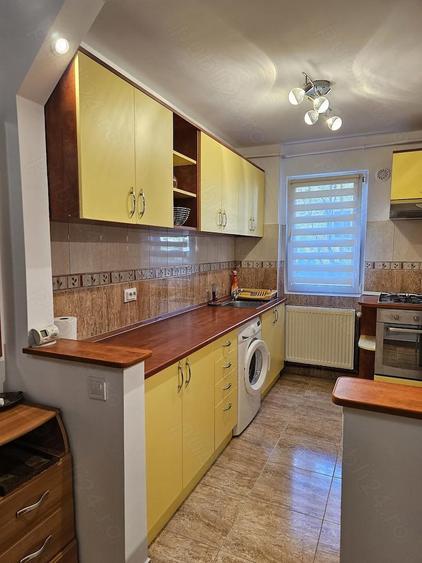 Apartament cu 2 camere semidecomandat în Astra
