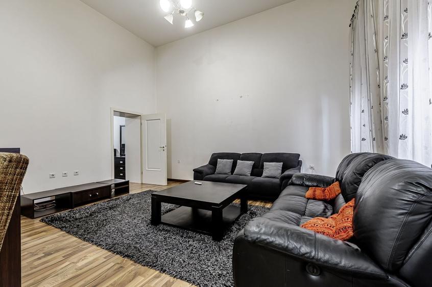Apartament cu 2 camere nedecomandat, mobilat în Ultracentral