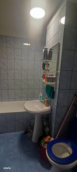 Apartament cu 2 camere decomandat în Moșilor
