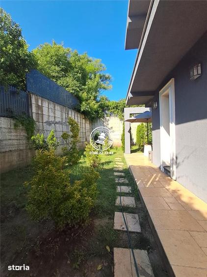Casă cu 3 camere cu Teren 450 Mp în Podul de Fier