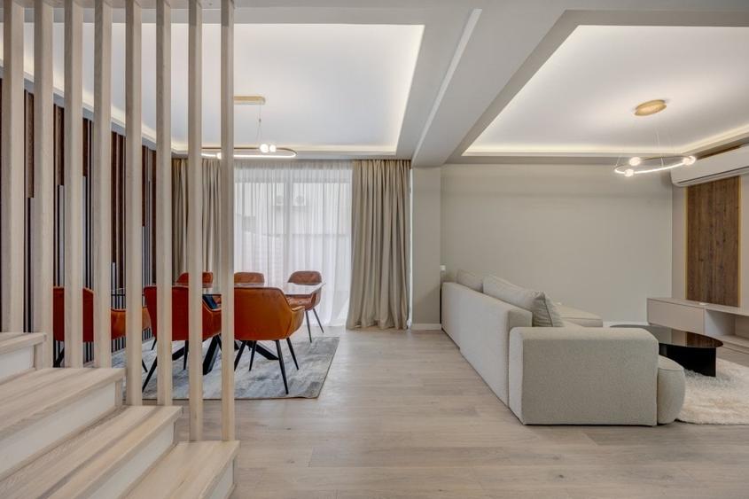 Duplex cu 5 camere cu Teren 300 Mp în Mogoșoaia