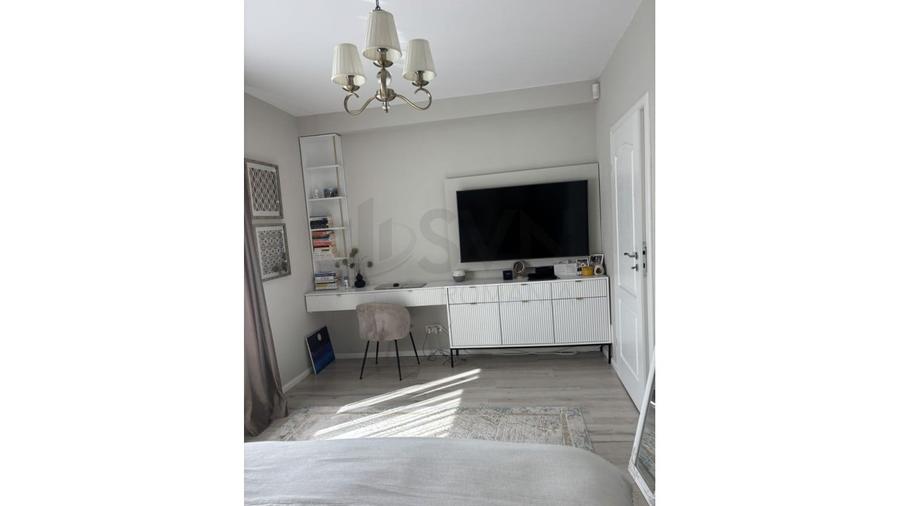 Casă individuală cu 4 camere cu Teren 353 Mp în Tunari