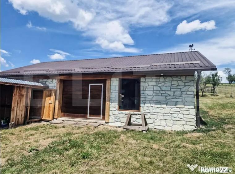 Casă cu 3 camere cu Teren 3300 Mp în Bonț