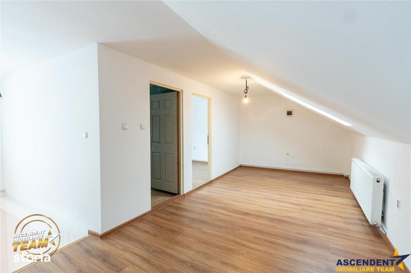 Casă cu 4 camere în Sânzieni