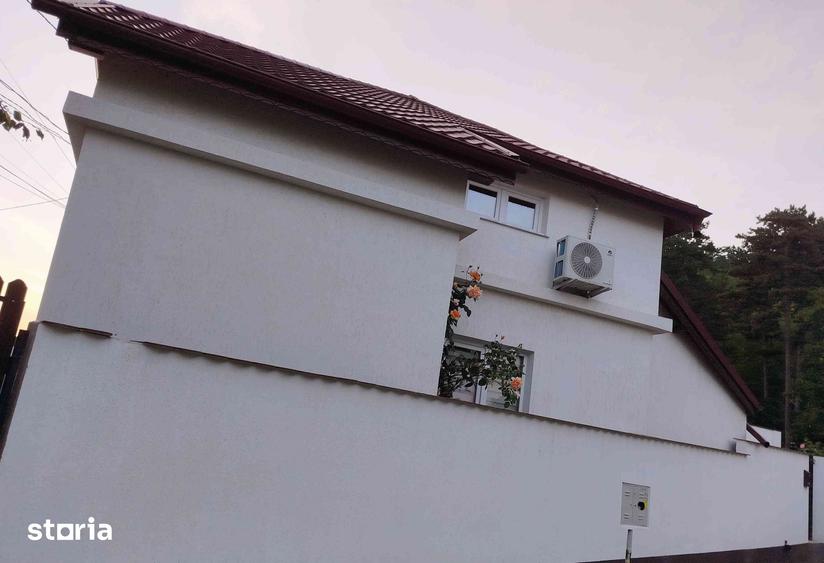 Casă cu 5 camere cu Teren 314 Mp în Central