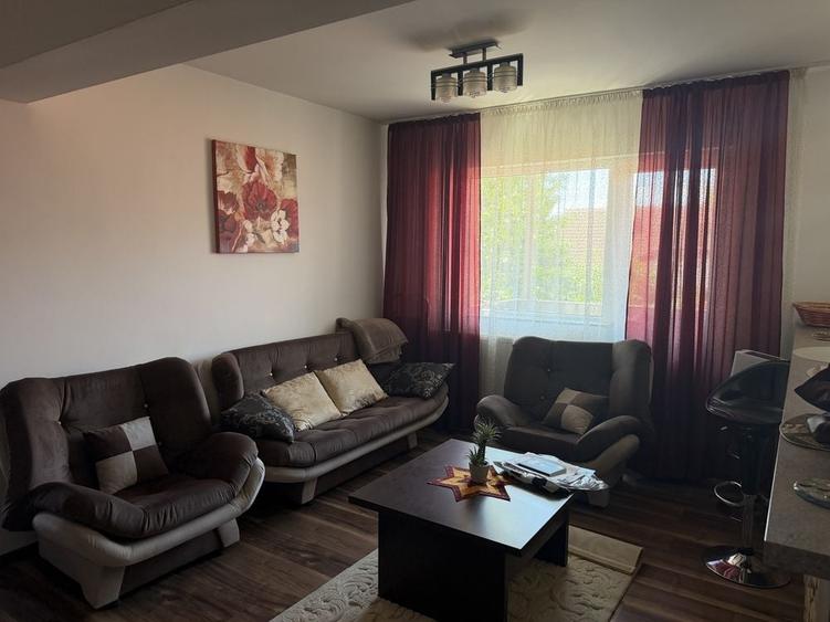 Apartament cu 2 camere în Decebal