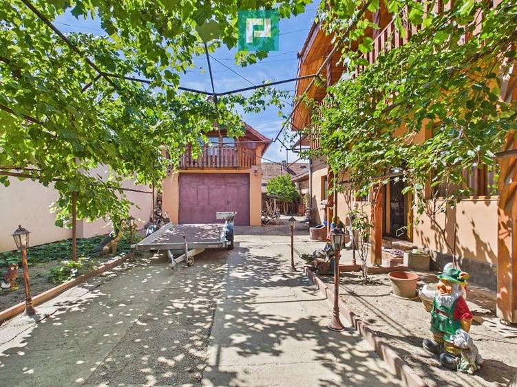 Casă cu Teren 468 Mp în Central