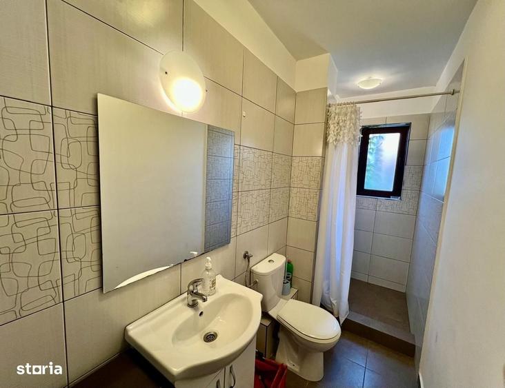 Apartament cu 3 camere în Sub Arini