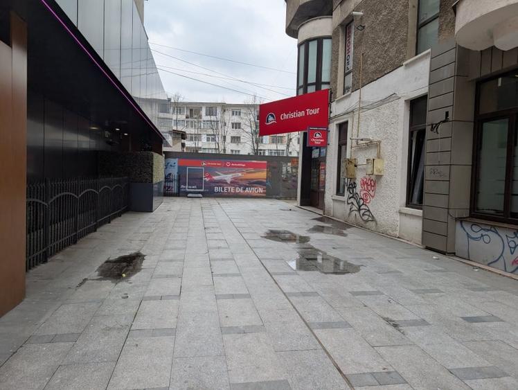 Spațiu comercial, de 76.599998474121 mp, în Central