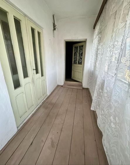 Casă cu 3 camere în Coman