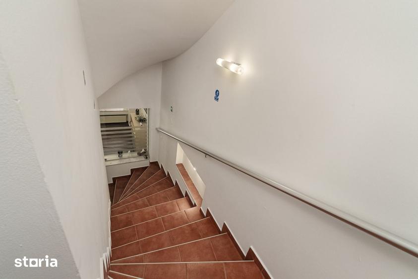 Casă cu 5 camere cu Teren 100 Mp în Cotroceni