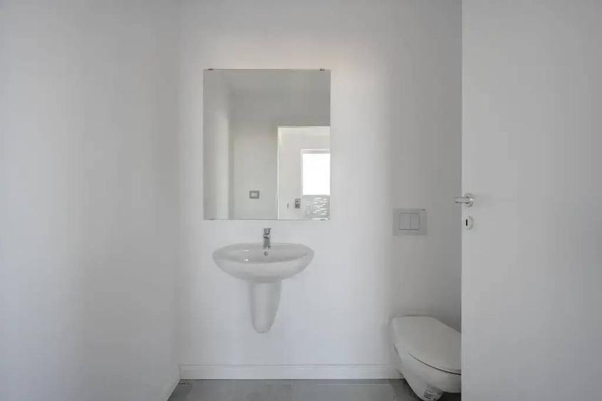Apartament cu 3 camere decomandat în Nord