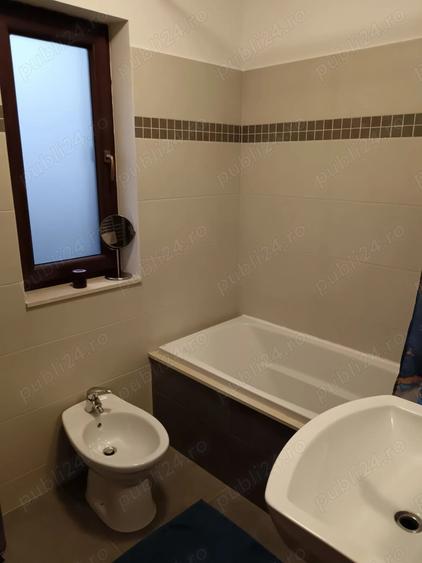 Apartament cu 3 camere decomandat în Ștefănești