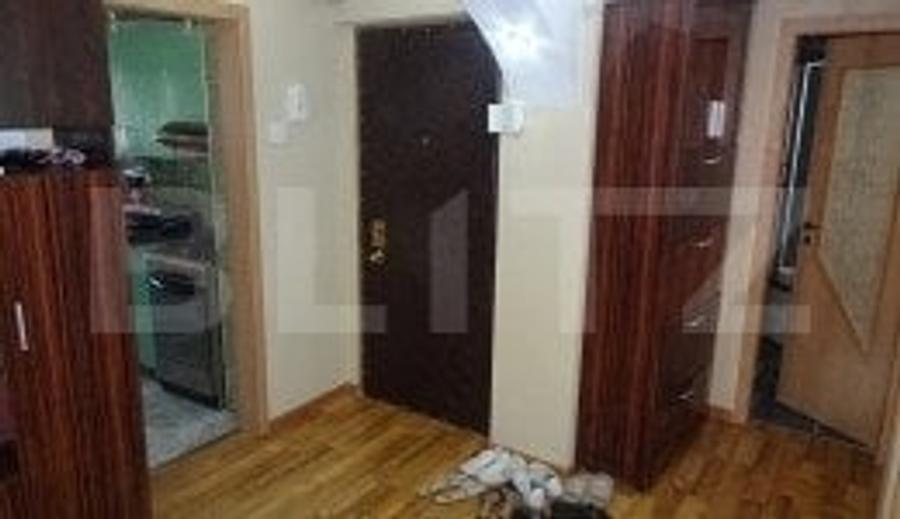 Apartament  de vanzare, cu 4 camere, 92 mp, zona ultracentrala - 7