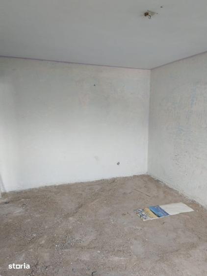 Apartament cu 2 camere decomandat în Mărăței
