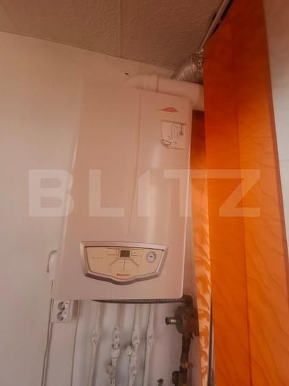 Apartament cu 3 camere decomandat, mobilat în Găești