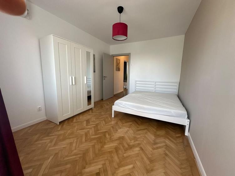 Apartament cu 3 camere semidecomandat, mobilat în Barbu Văcărescu