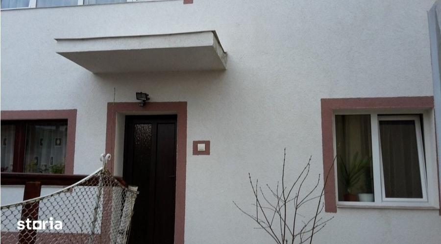 Casă cu 3 camere cu Teren 44 Mp în Central