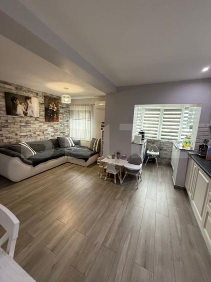Apartament cu 3 camere decomandat, mobilat în Exterior Nord