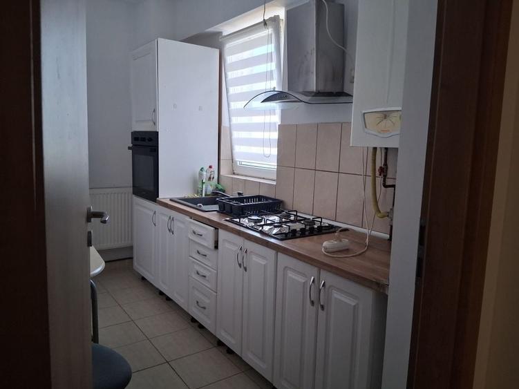 Apartament cu 2 camere decomandat în Antiaeriană