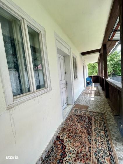 Casă cu 3 camere cu Teren 1900 Mp în Mănăstireni