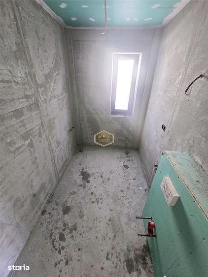 Apartament cu 3 camere în Micro 17