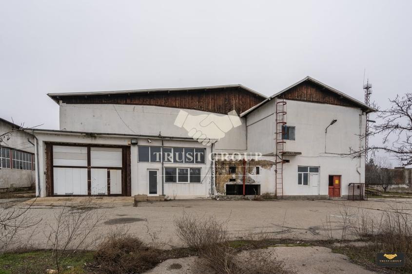 Spațiu industrial, de 2,000 mp, în Caracal