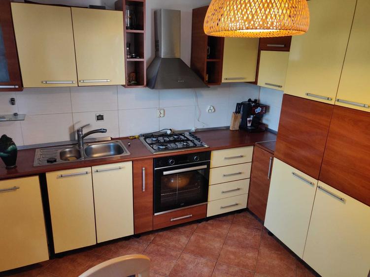 Casă cu 4 camere în Dancu
