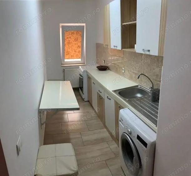 Garsonieră decomandată în Unirii